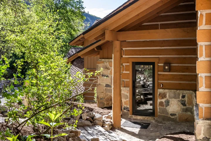 8841 N Alpine Loop Rd #3, Sundance, Utah 84604