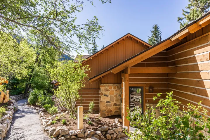 8841 N Alpine Loop Rd #3, Sundance, Utah 84604