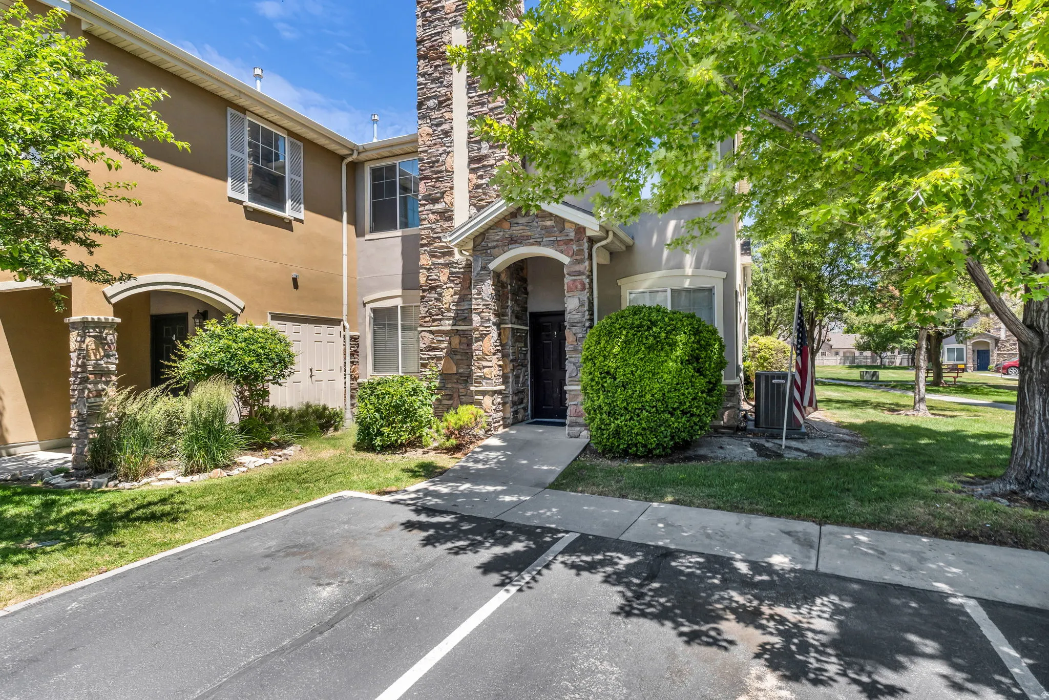 Welcoming entryway with easy, stair-free access.