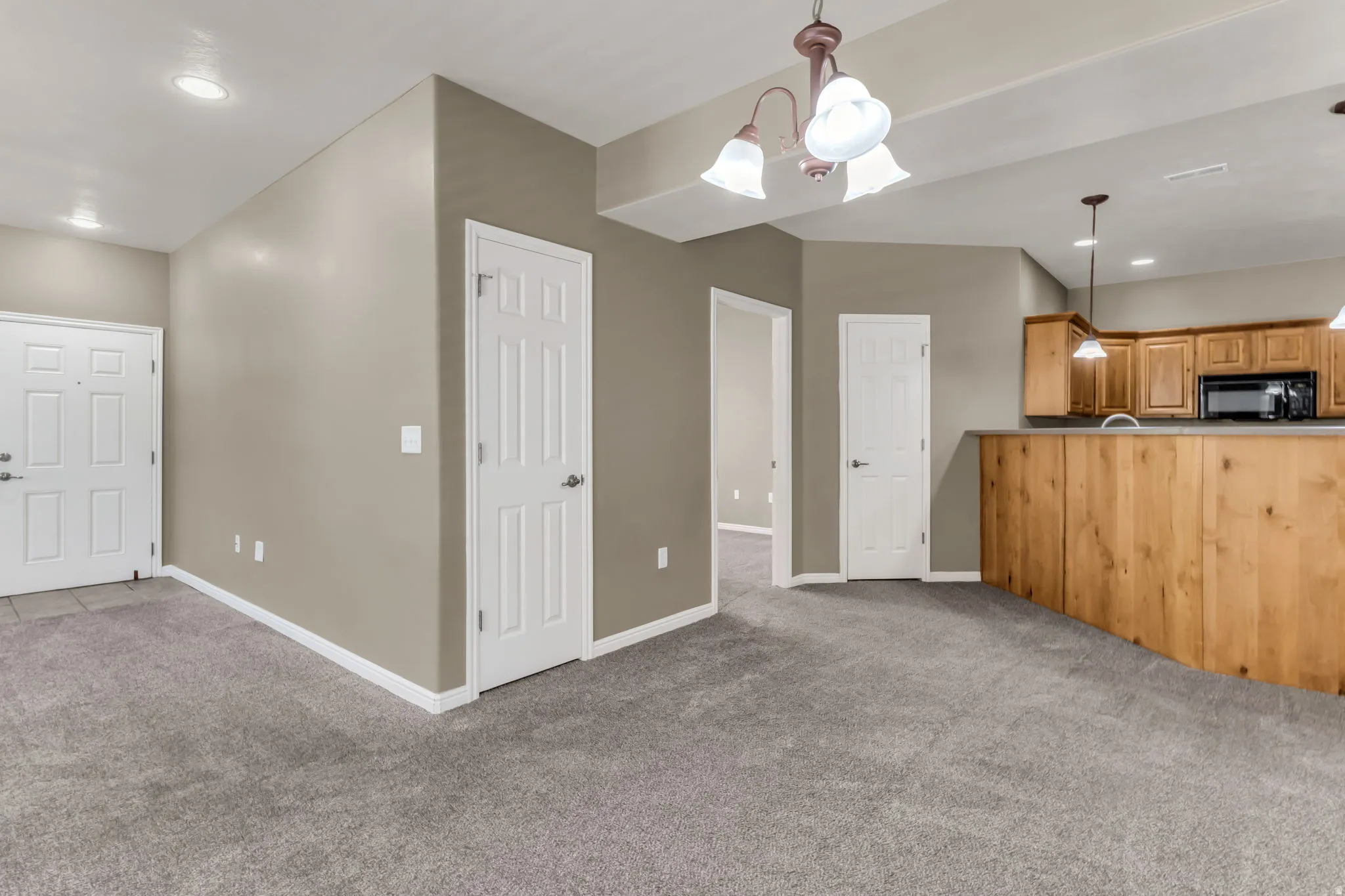 Convenient eating counter provides casual dining space and seamless connection to the main living area.