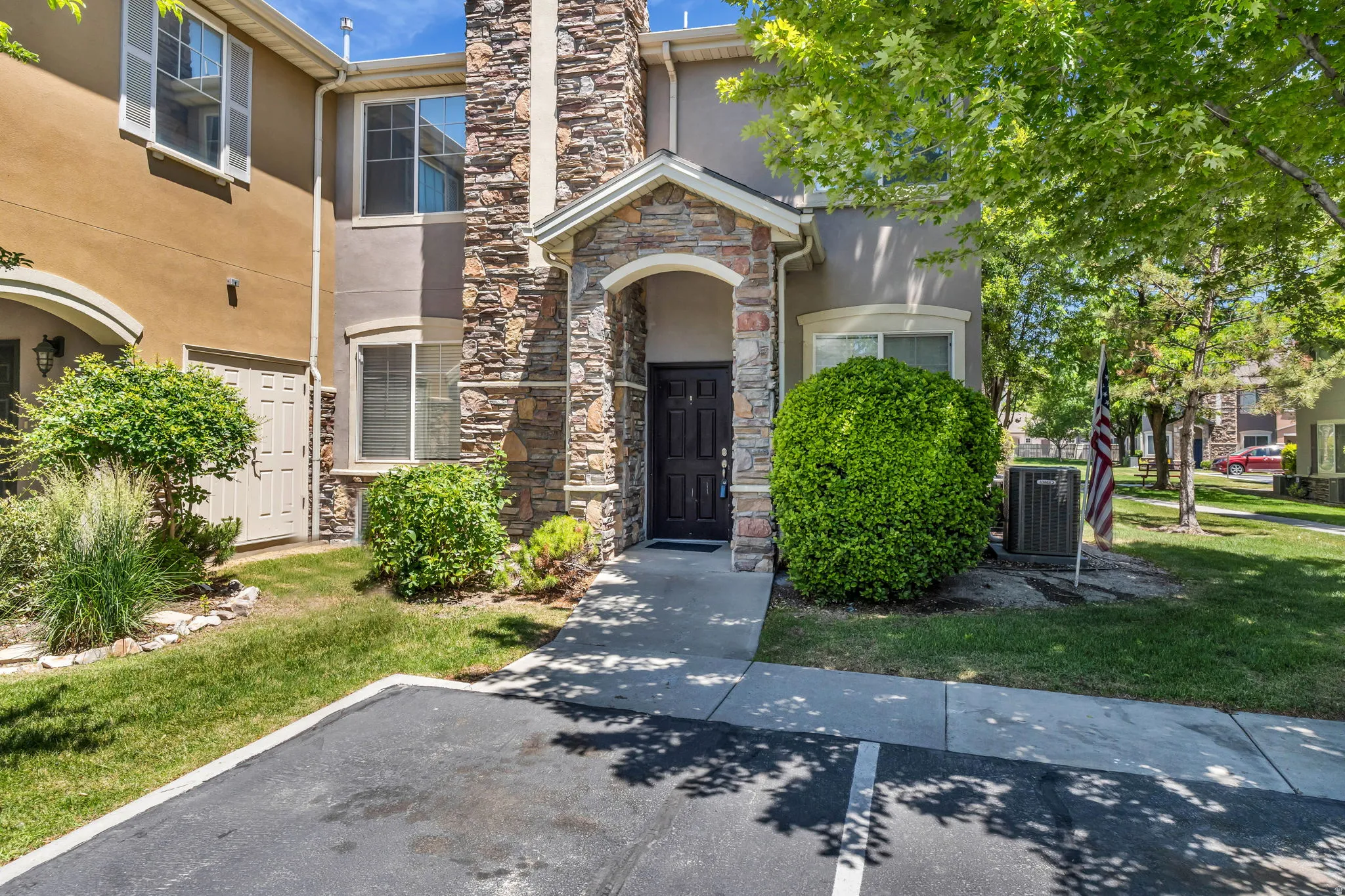 Welcoming entryway with easy, stair-free access.