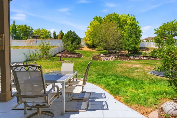 Covered patio with a concrete slab