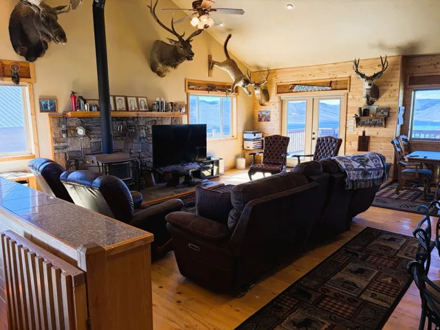 17 Eagle Cir, Scofield, Utah 84526