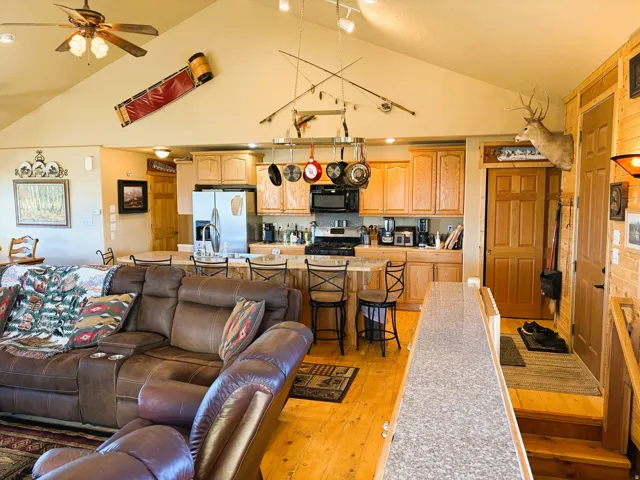 17 Eagle Cir, Scofield, Utah 84526