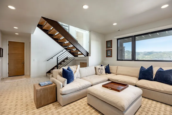 11418 N White Tail Ct, Hideout, Utah 84036