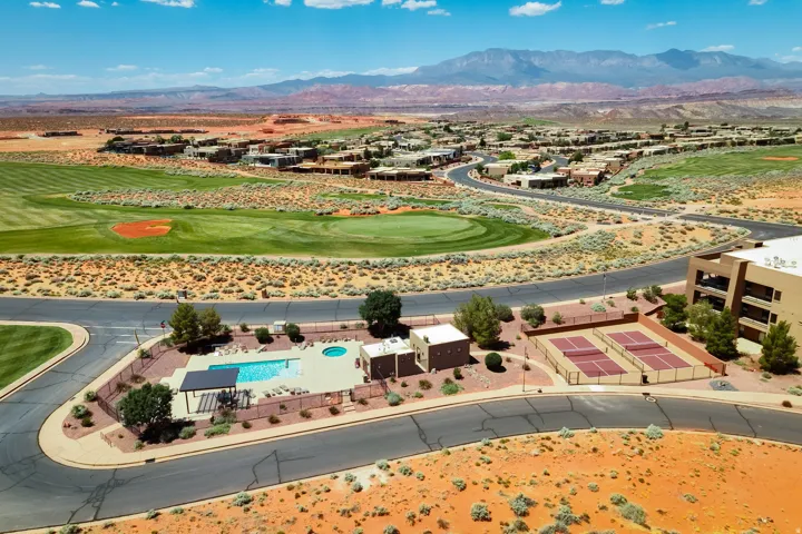 Community amenities featuring a swimming pool, spa, and two pickleball courts