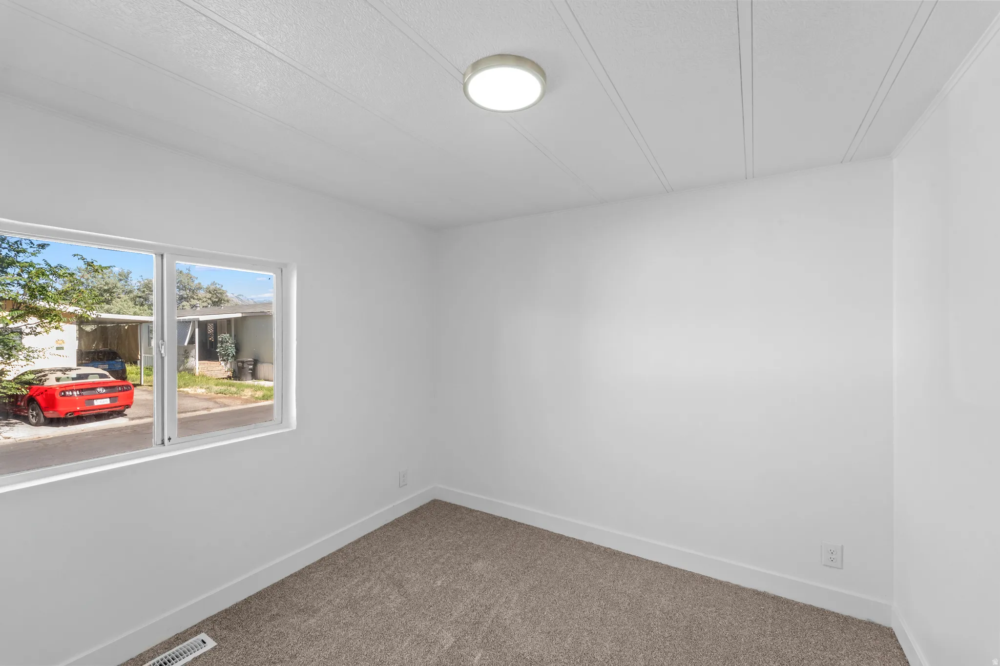 Empty room