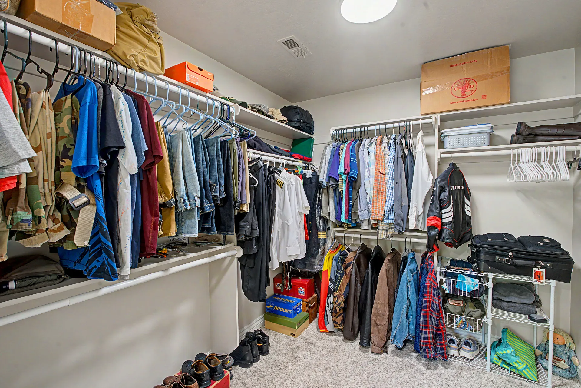 Walk in closet