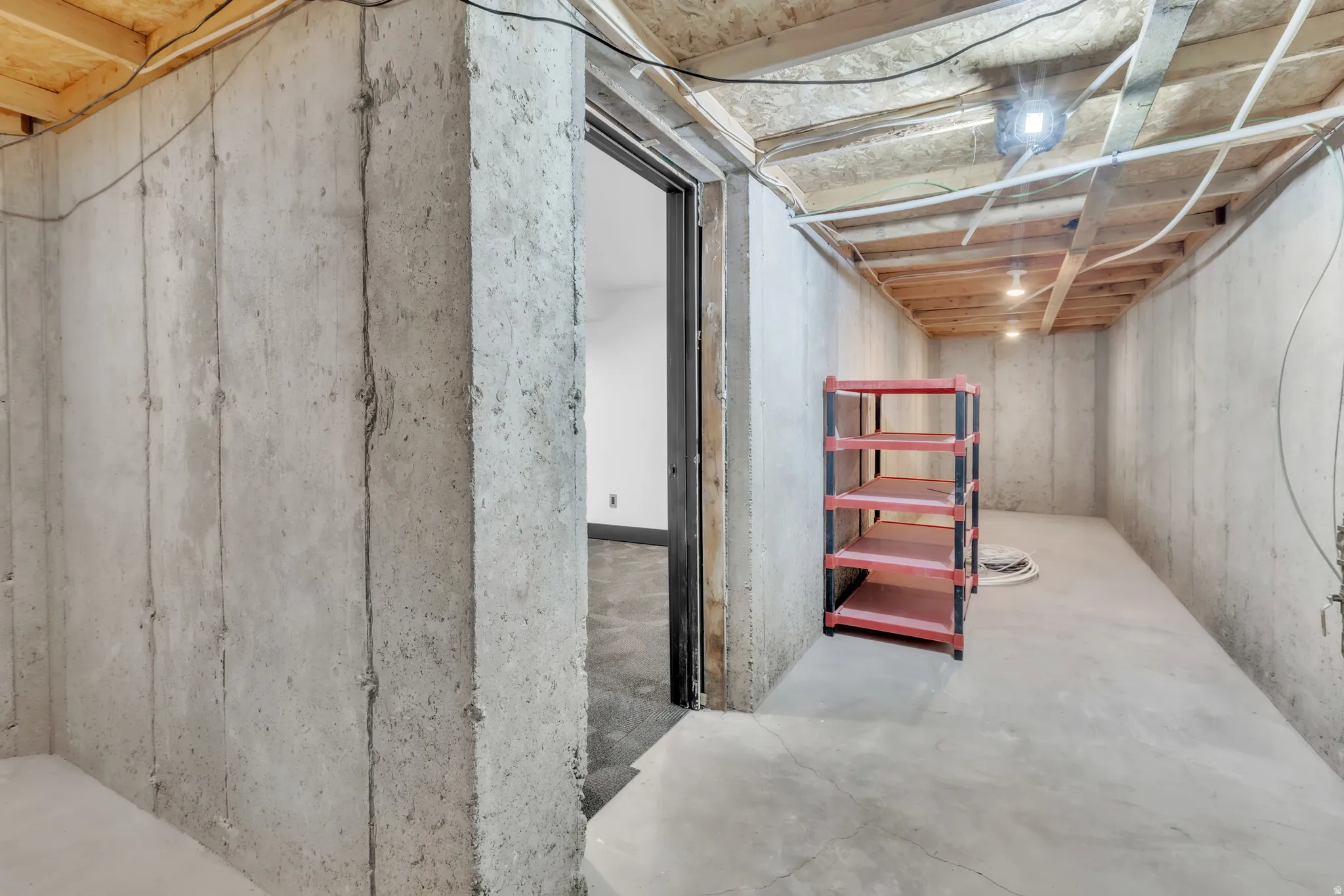 Concrete walls providing structural integrity