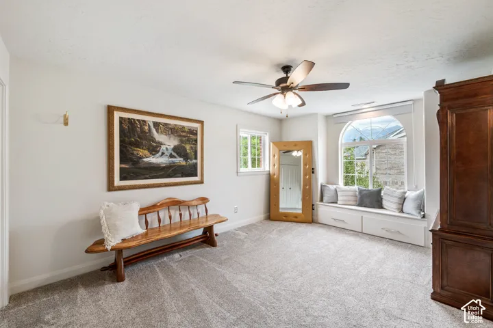 4 bedrooms on second floor. Cute window seat. ceiling fan, and light-toned carpeting