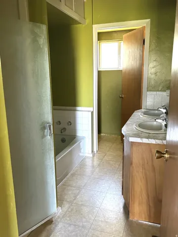 135 N 300 W, Escalante, Utah 84726