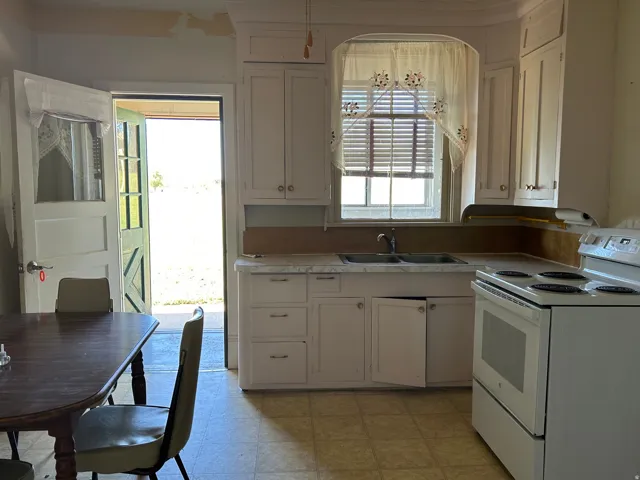 135 N 300 W, Escalante, Utah 84726