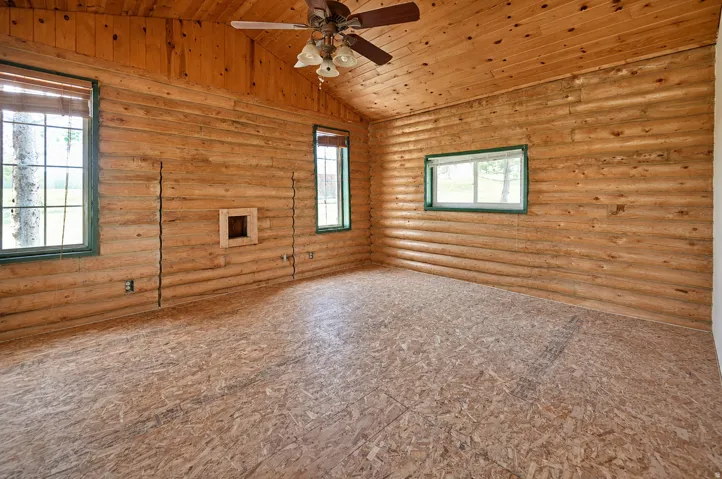 Interior Guest Cabin