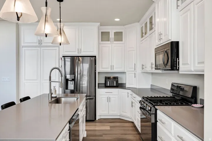615 N 750 E, Hyde Park, Utah 84318
