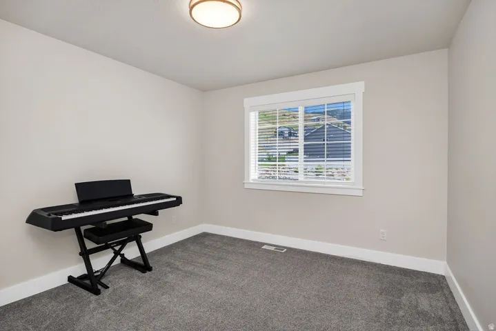 615 N 750 E, Hyde Park, Utah 84318