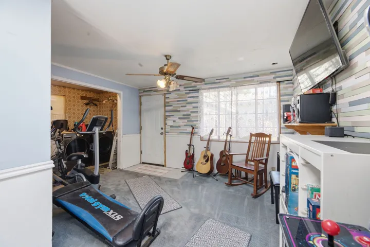 989 S 900 W, Salt Lake City, Utah 84104