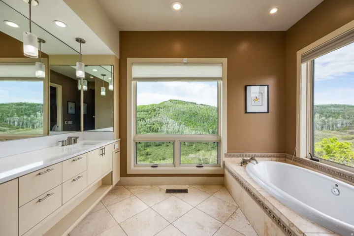 749 W Tollgate Canyon Rd, Park City, Utah 84098