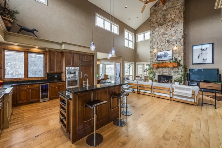 749 W Tollgate Canyon Rd, Park City, Utah 84098