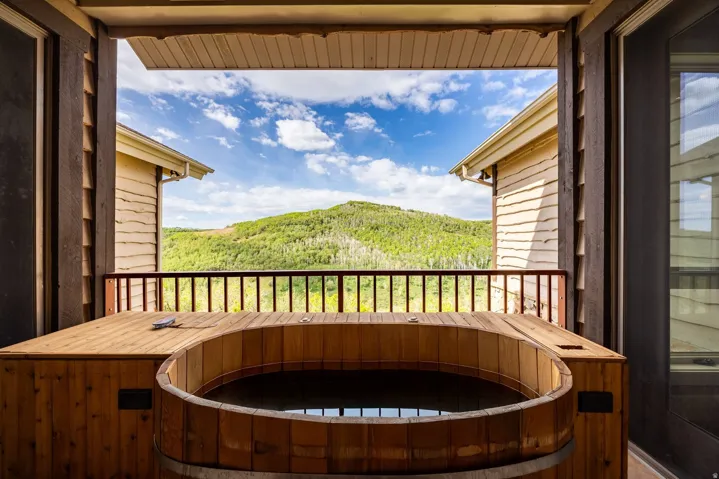 749 W Tollgate Canyon Rd, Park City, Utah 84098