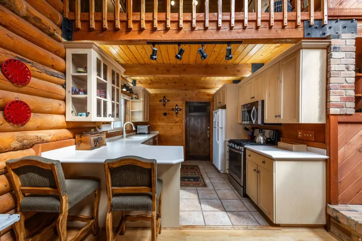 749 W Tollgate Canyon Rd, Park City, Utah 84098