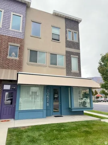 Outdoor building