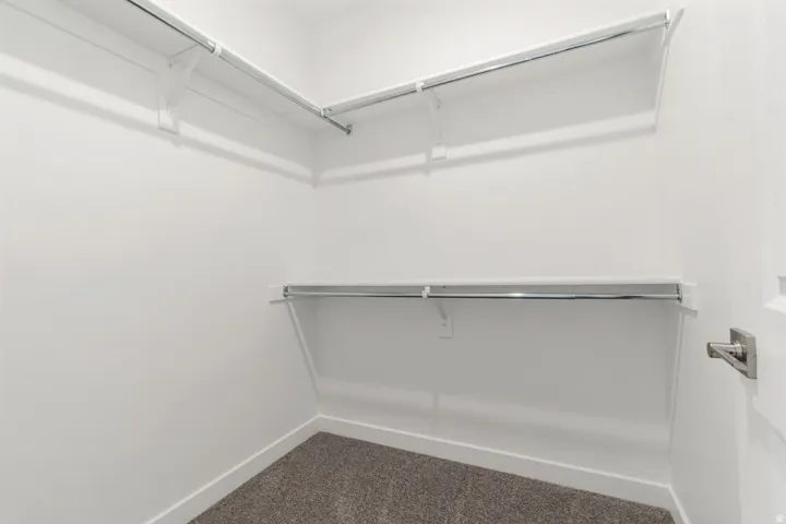 Walk in closet