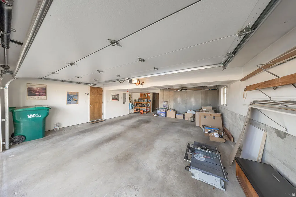 Over-sized Garage