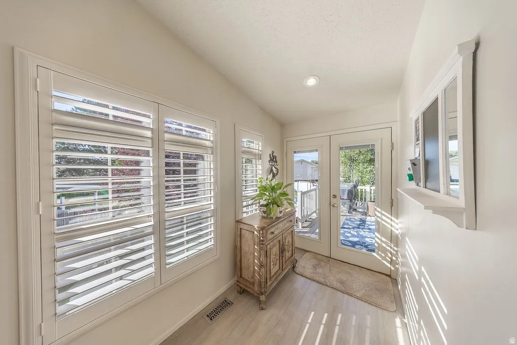 Interior entry to the backyard
