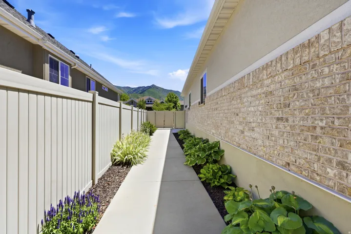 5575 S 1350 E, South Ogden, Utah 84403
