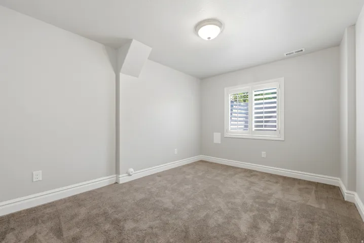5575 S 1350 E, South Ogden, Utah 84403