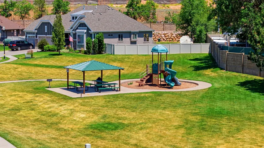 5575 S 1350 E, South Ogden, Utah 84403