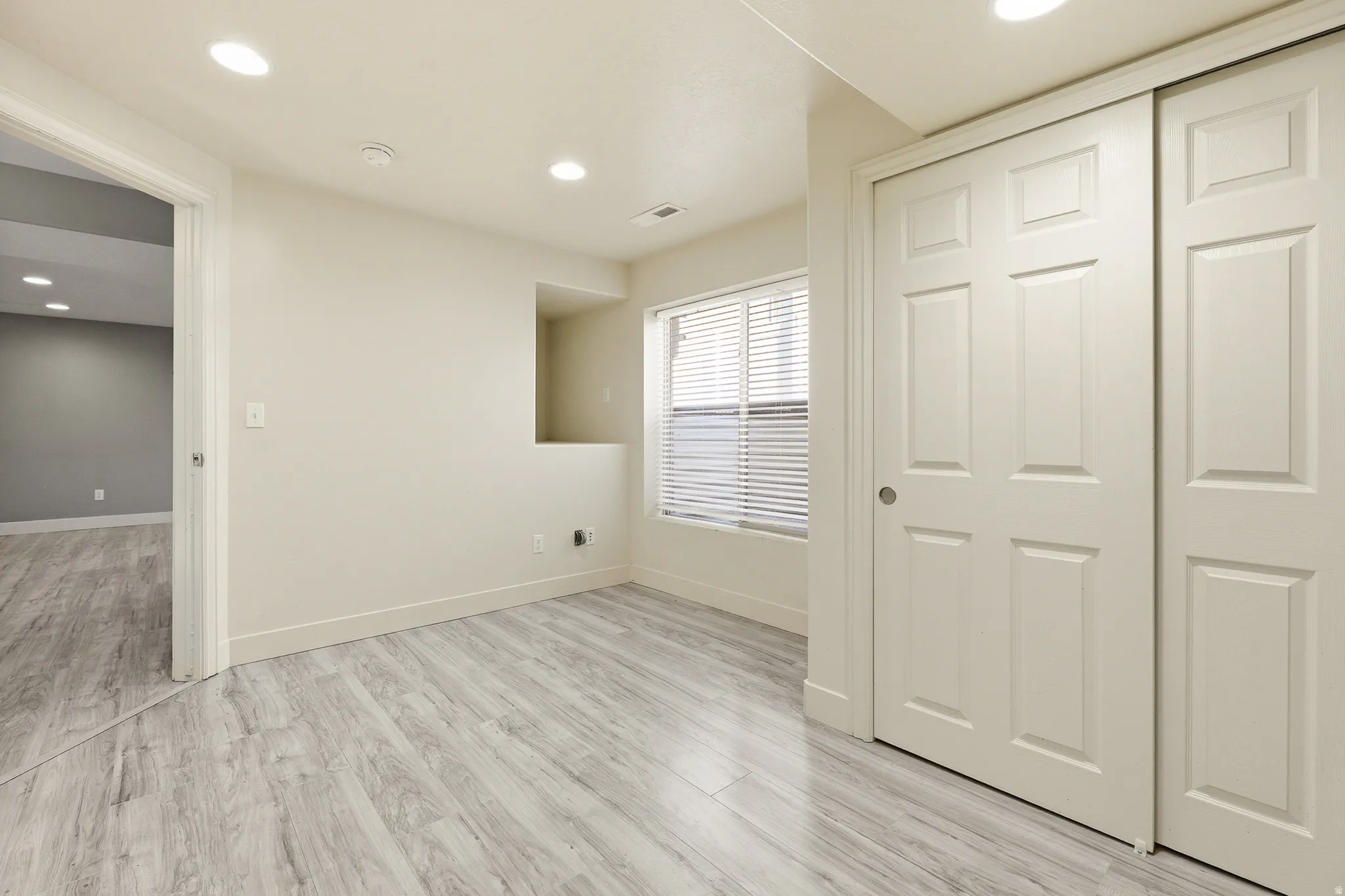 Basement bedroom #4