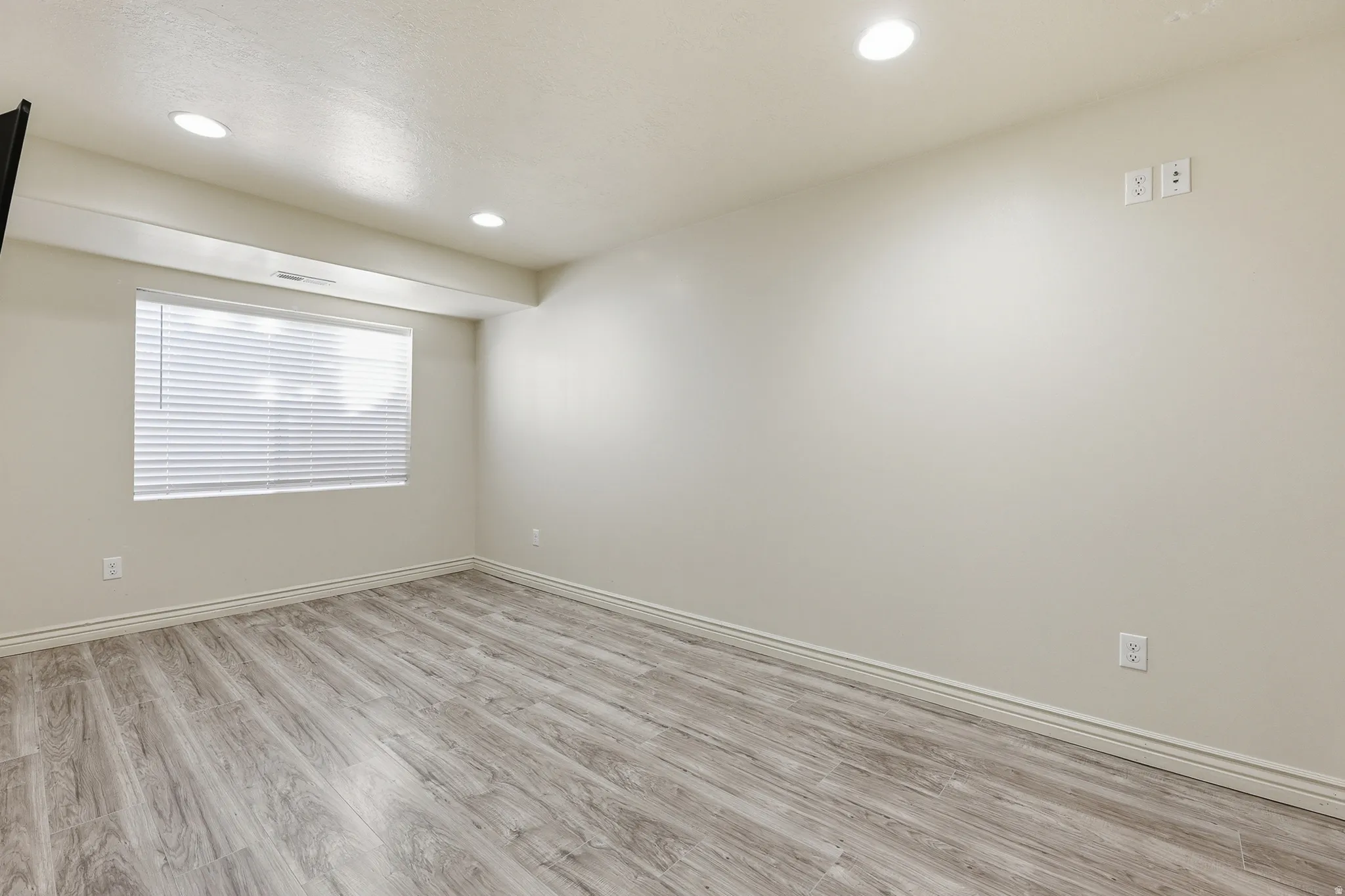 Basement bedroom #6