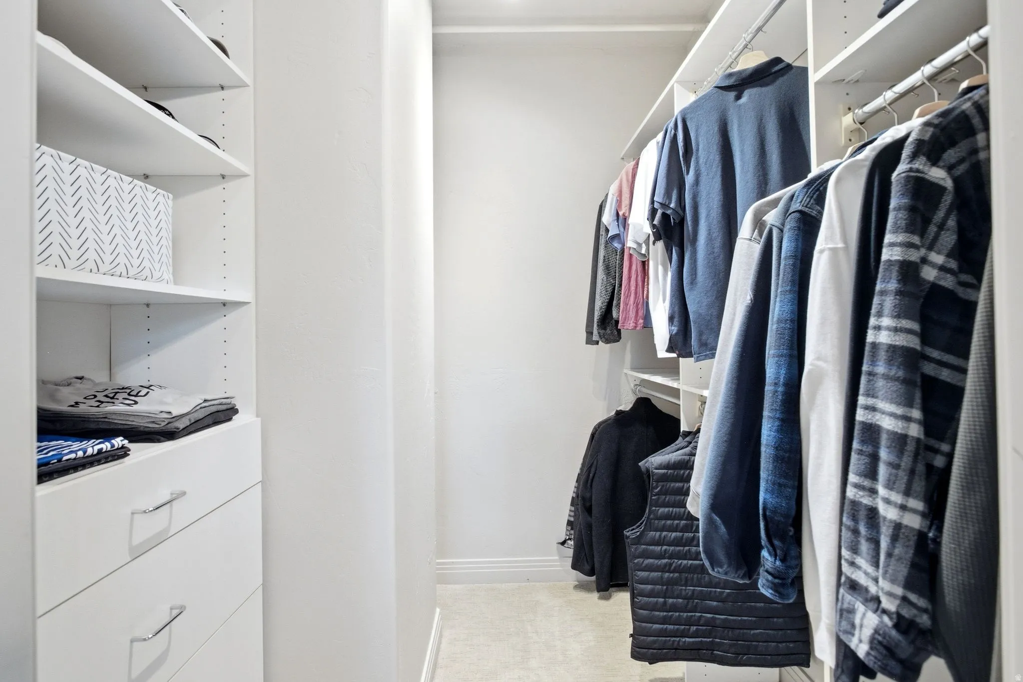 Walk in closet