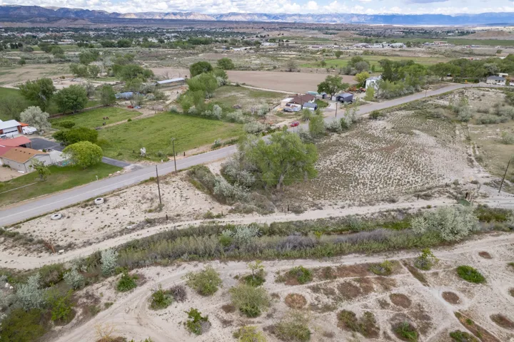 Aerial shows canal road