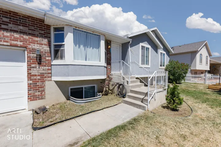 5277 S 3750 W, Roy, Utah 84067