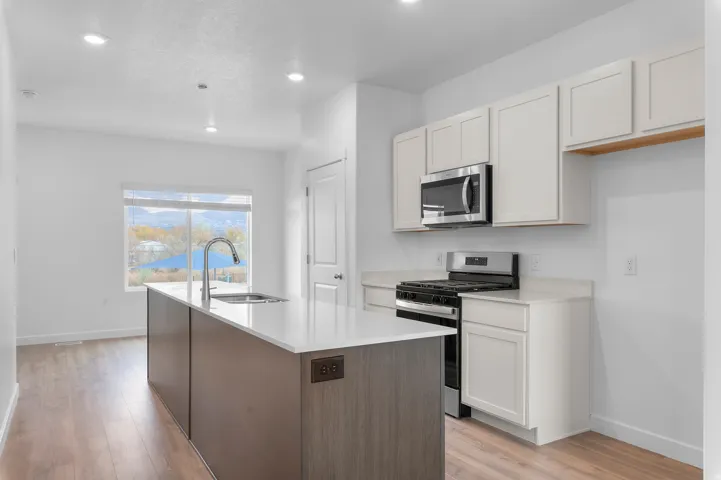 1242 N 275 E #196, Harrisville, Utah 84404