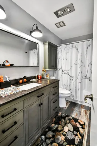 230 N 300 E, Bicknell, Utah 84715
