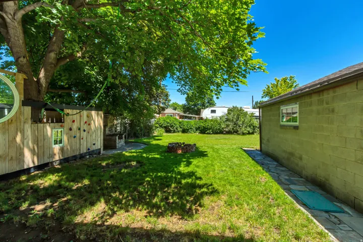 90 W 7500 S, Midvale, Utah 84047
