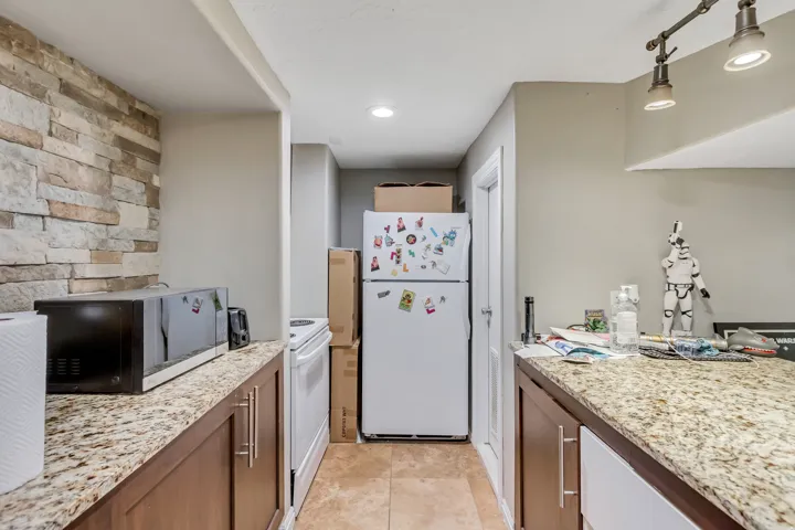 90 W 7500 S, Midvale, Utah 84047