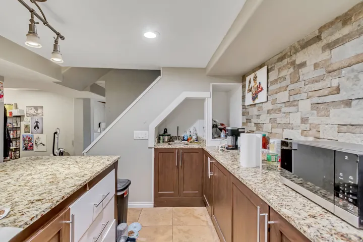 90 W 7500 S, Midvale, Utah 84047