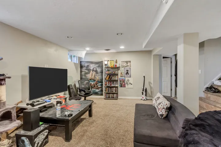 90 W 7500 S, Midvale, Utah 84047