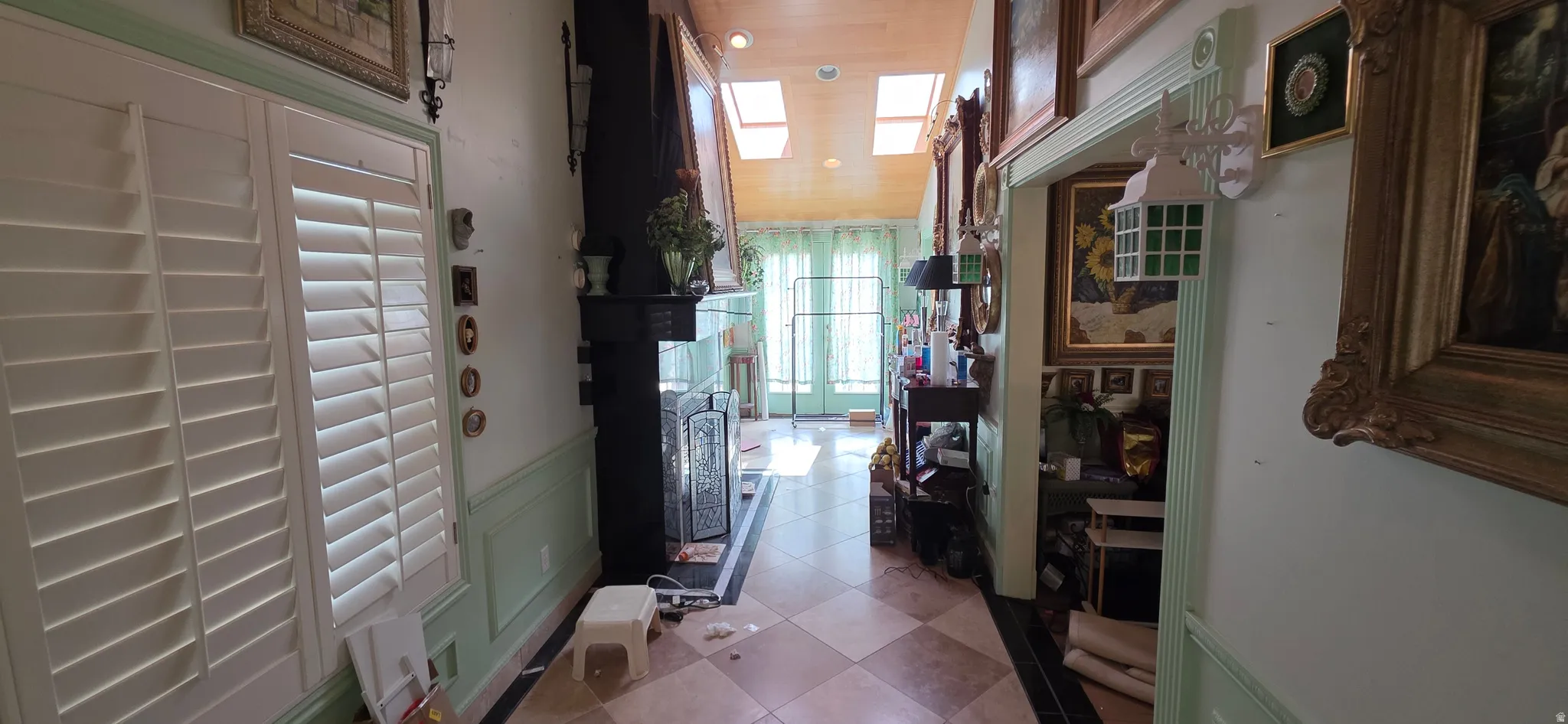 Corridor