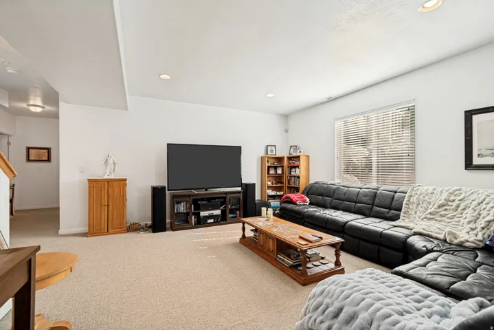 11493 N Flowering Plum Ln, Highland, Utah 84003