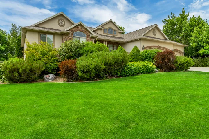 11493 N Flowering Plum Ln, Highland, Utah 84003