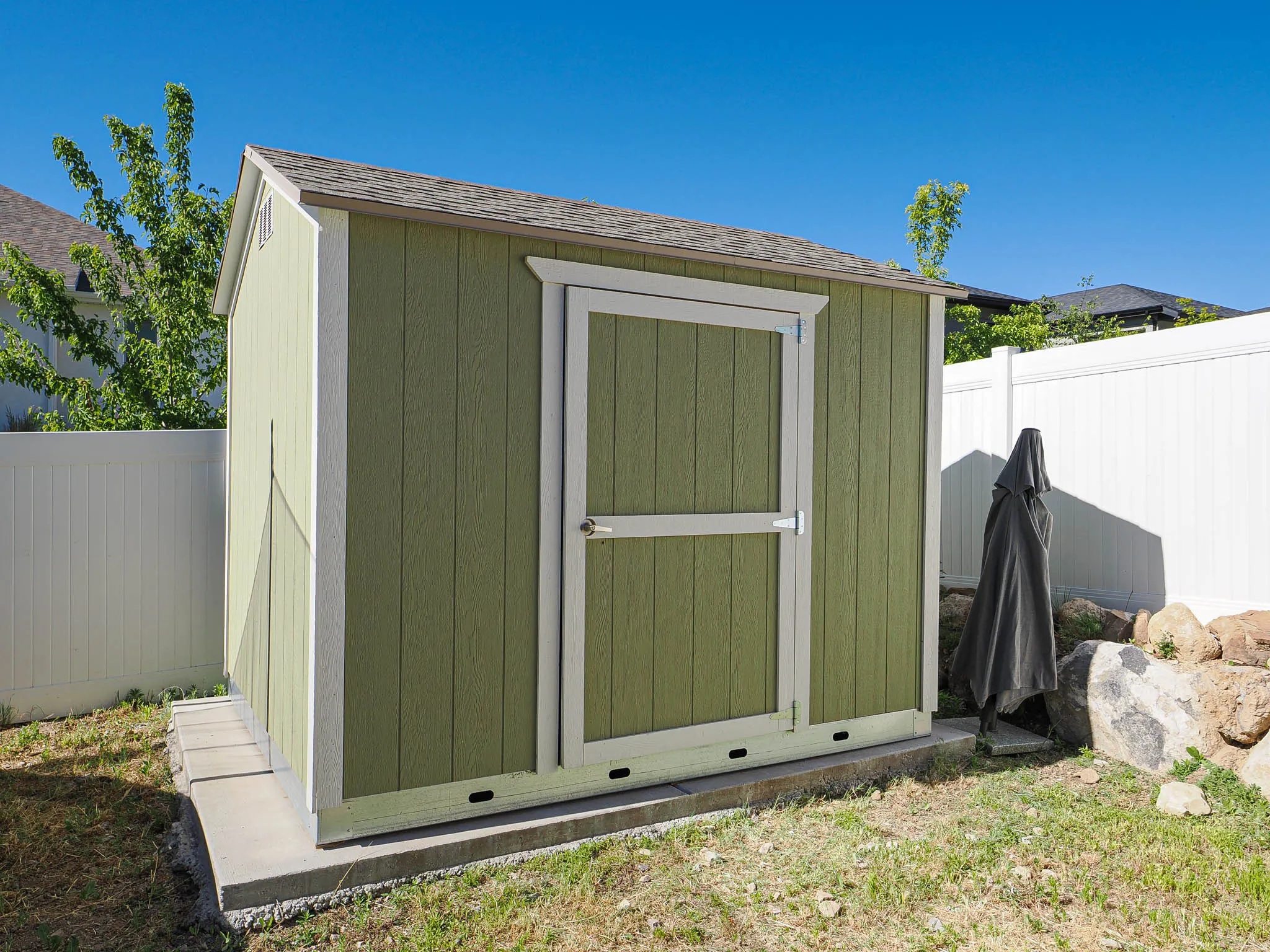 Well-built shed, great storage