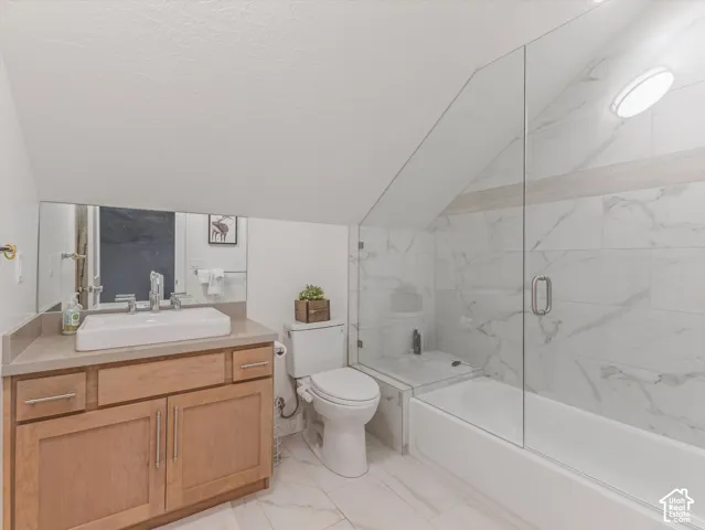 Bathroom off upstairs bedroom
