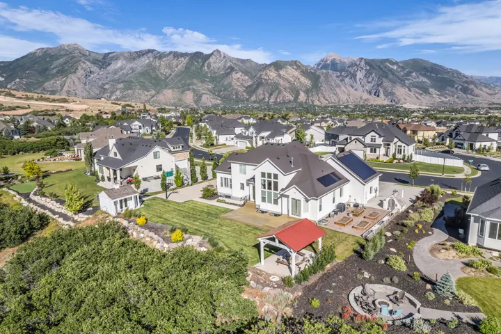 12517 N Minots Ledge Dr, Highland, Utah 84003