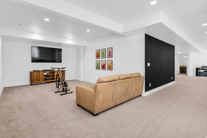 12517 N Minots Ledge Dr, Highland, Utah 84003