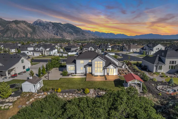 12517 N Minots Ledge Dr, Highland, Utah 84003